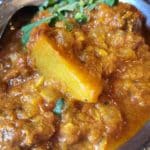 Chicken Vindaloo Curry at the Taj h